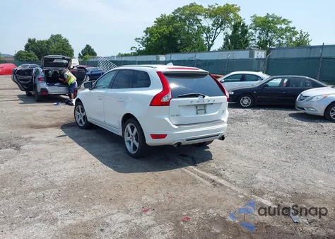 2012 Volvo Xc60 T6/T6 Platinum/T6 Premier Plus/T6 R-Design/T6 R-Design Platinum/T6 R-Design Premier Plus from USA, damaged, VIN YV4902DZXC2312148